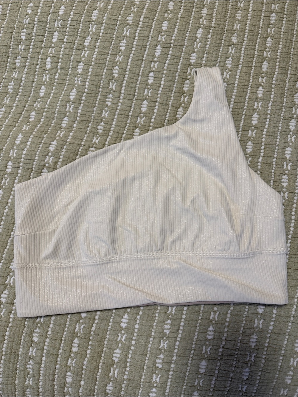 Lululemon Align Asymmetrical Ribbed bra light support C/D cup shine